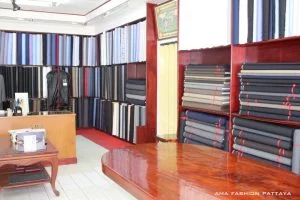 Fabric swatch at AMA Fashion, photo 2