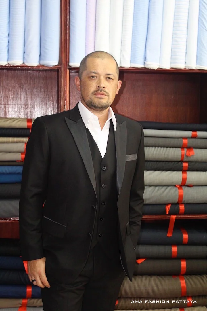 Tuxedos & eveningwear at AMA Fashion, photo 3