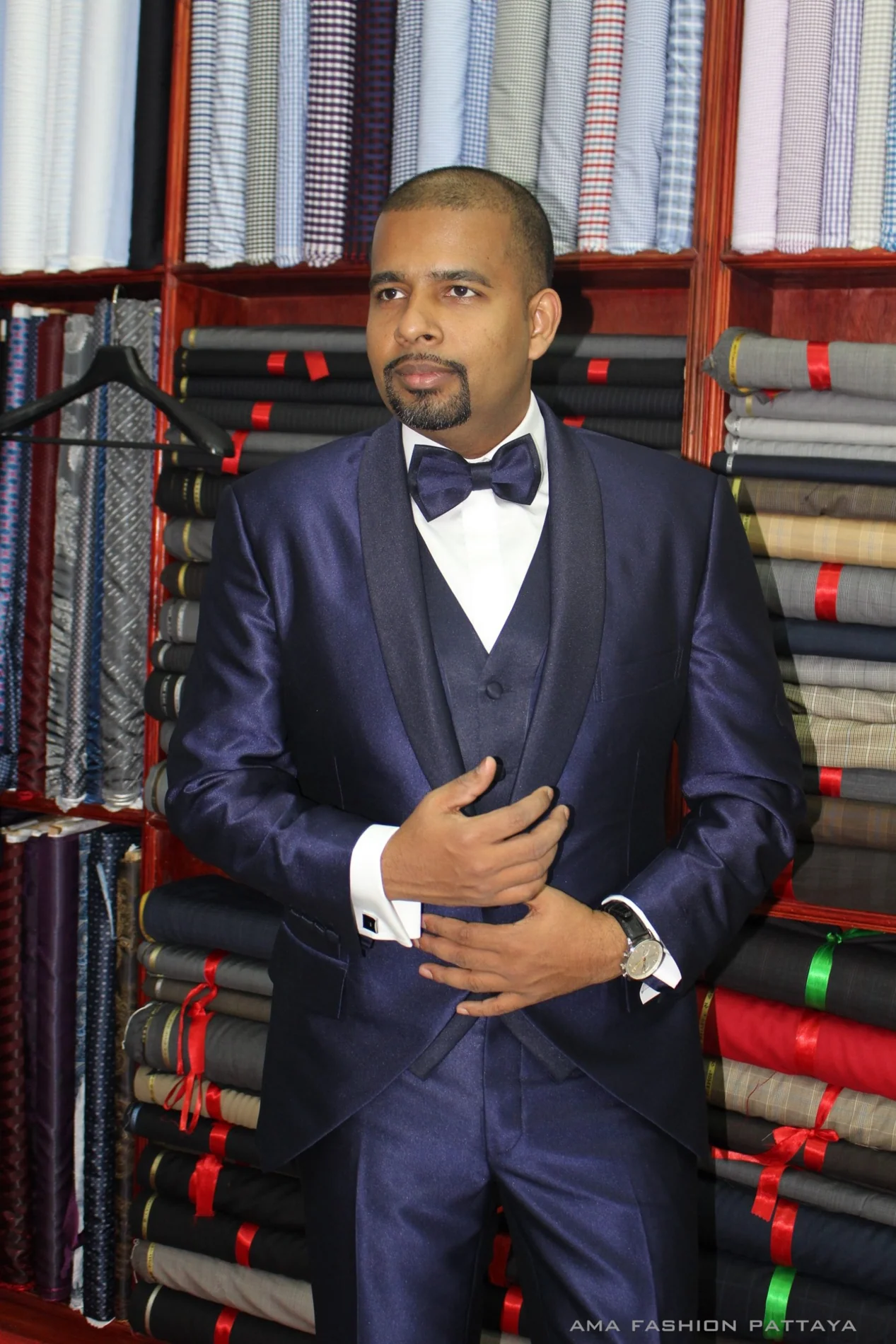 Tuxedos & eveningwear at AMA Fashion, photo 8