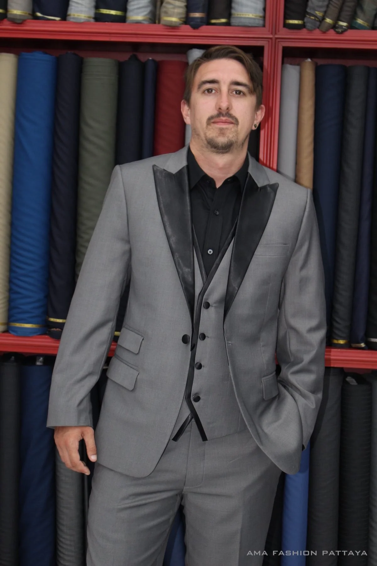 Tuxedos & eveningwear at AMA Fashion, photo 17